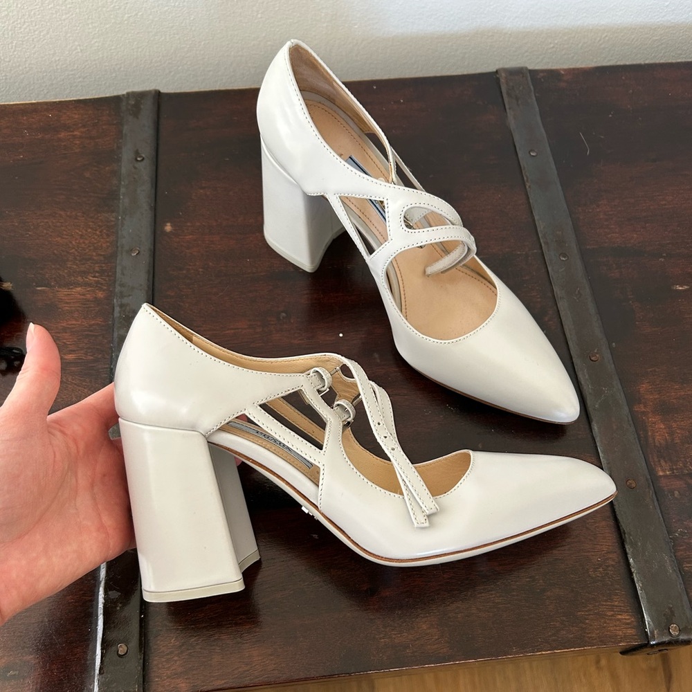 Prada Mary Jane’s SS’15 Grey Double Buckle Mary Jane Pump - used ONCE - Picture 10 of 16